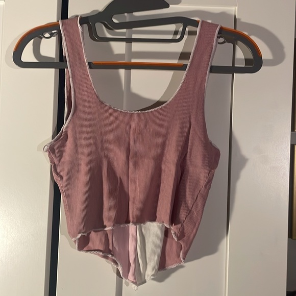 Cropped Tank - Picture 2 of 2